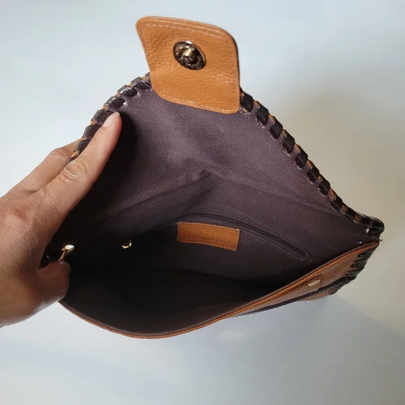 B-Low the belt Bag / wristlet. - Picture 4 of 8